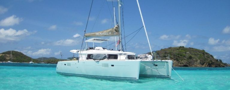 vivre sur un catamaran aux antilles